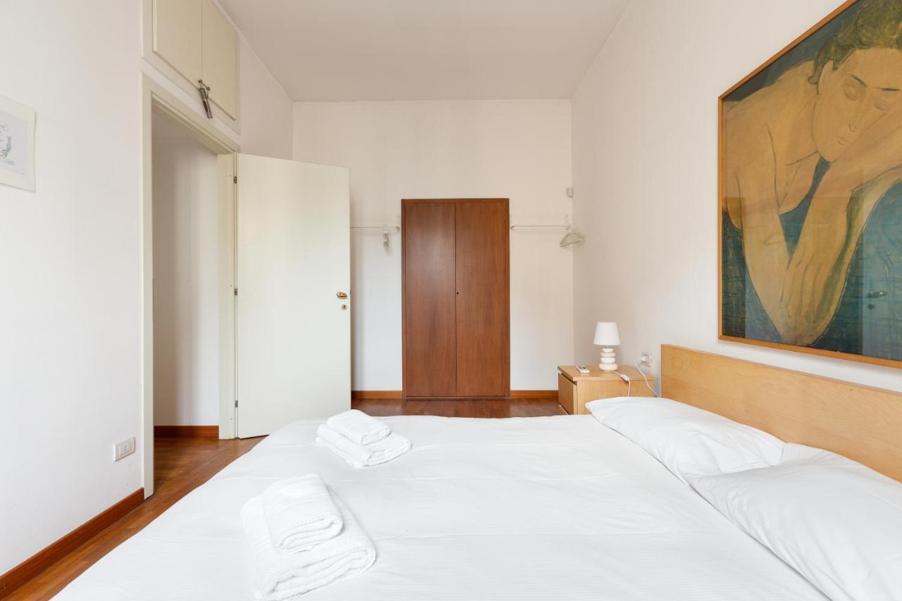 Cozy Apt With Balcony - Porta Romana District Milano Exterior foto